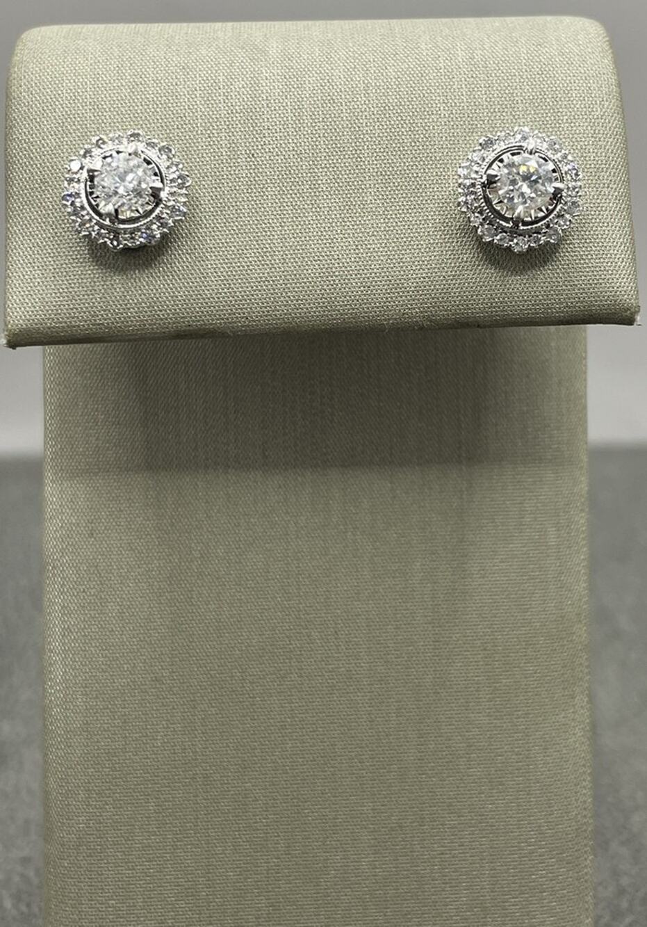 10K White Gold Diamond Halo Earrings W/ Screw-backs (22332)
